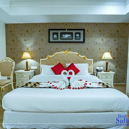 Hotel Sidhartha Chalakudy Kizhake Chālakudi Zewnętrze zdjęcie