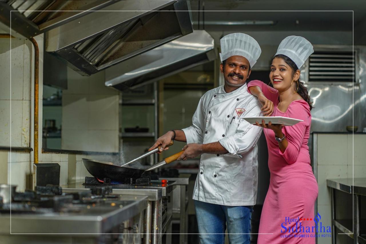 Hotel Sidhartha Chalakudy Kizhake Chālakudi Zewnętrze zdjęcie